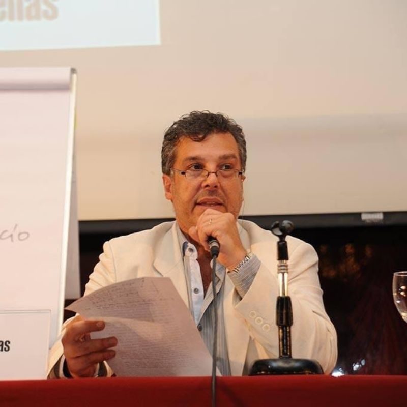 Dr. Gerardo Arenas